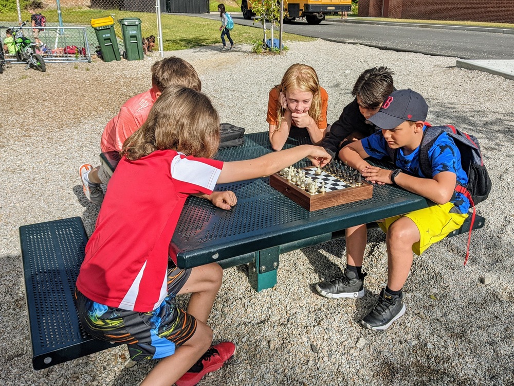 4th graders playing chess